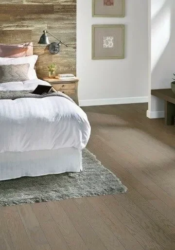 imgi_5_White-Oak-Engineered-Hardwood-Coastline_1600x1600