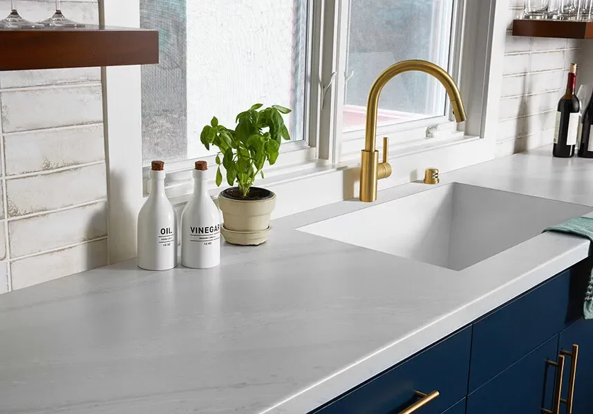 imgi_9_5014-11-whitepaintedmarble-kitchen-920x600-1-landscape